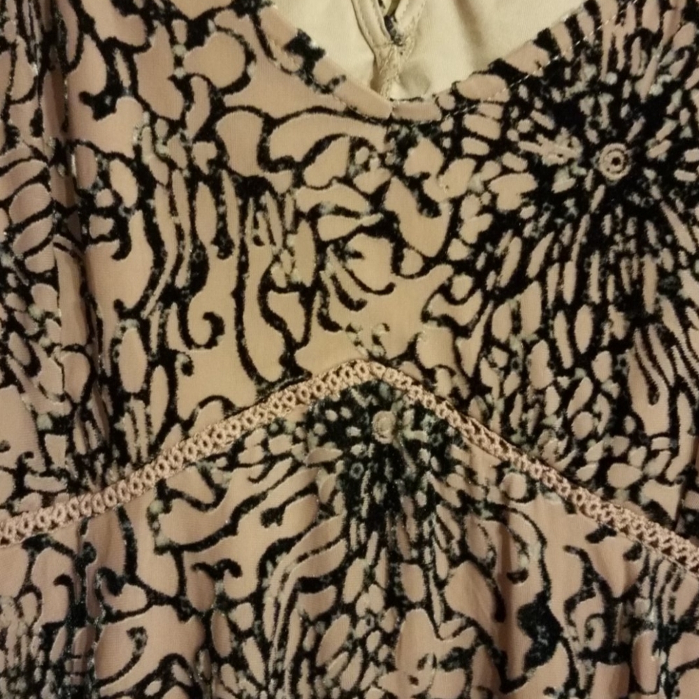 Indigo Thread Top - Picture 2 of 6